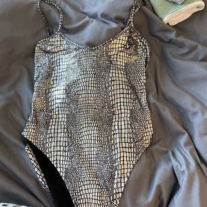 Bodysuit Snake Skin pattern